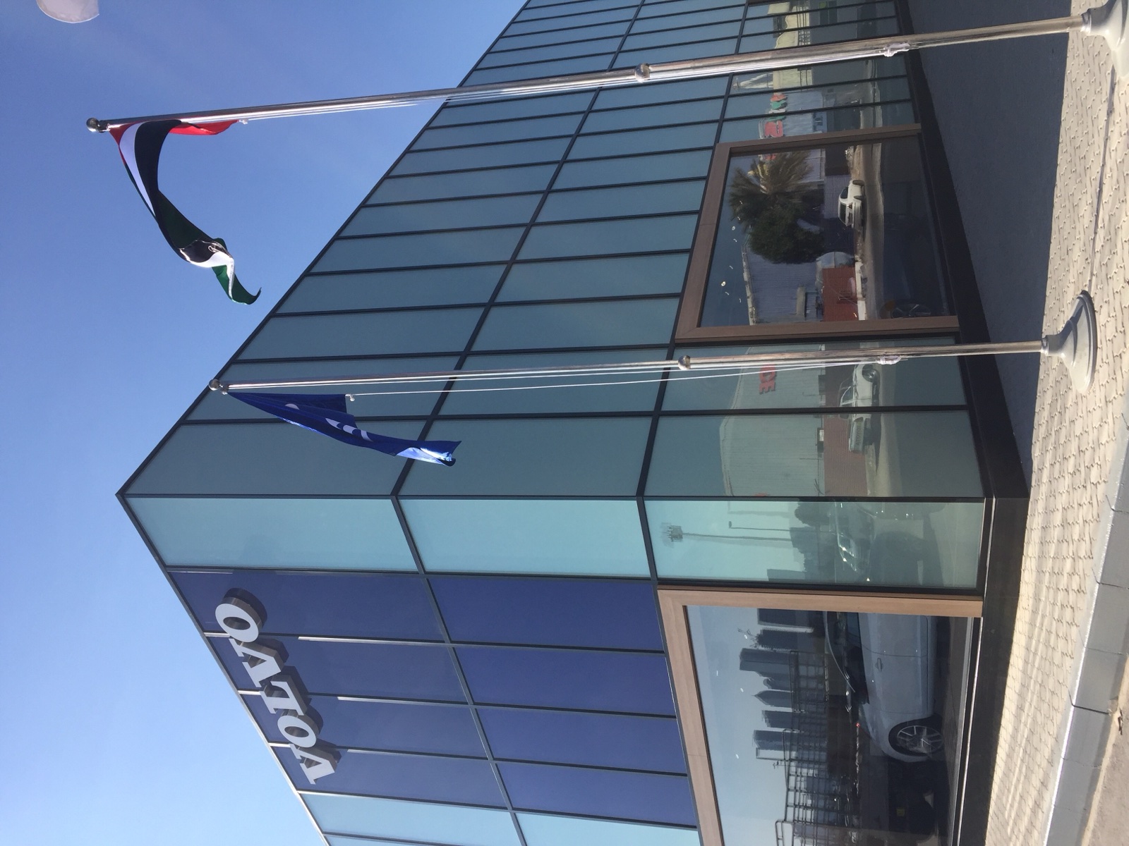 Baniyas aluminium and glass façade at Volvo Abu Dhabi